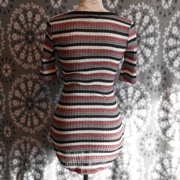 EUC Almost Famous Striped Short Sleeve Tee S - Picture 4 of 6